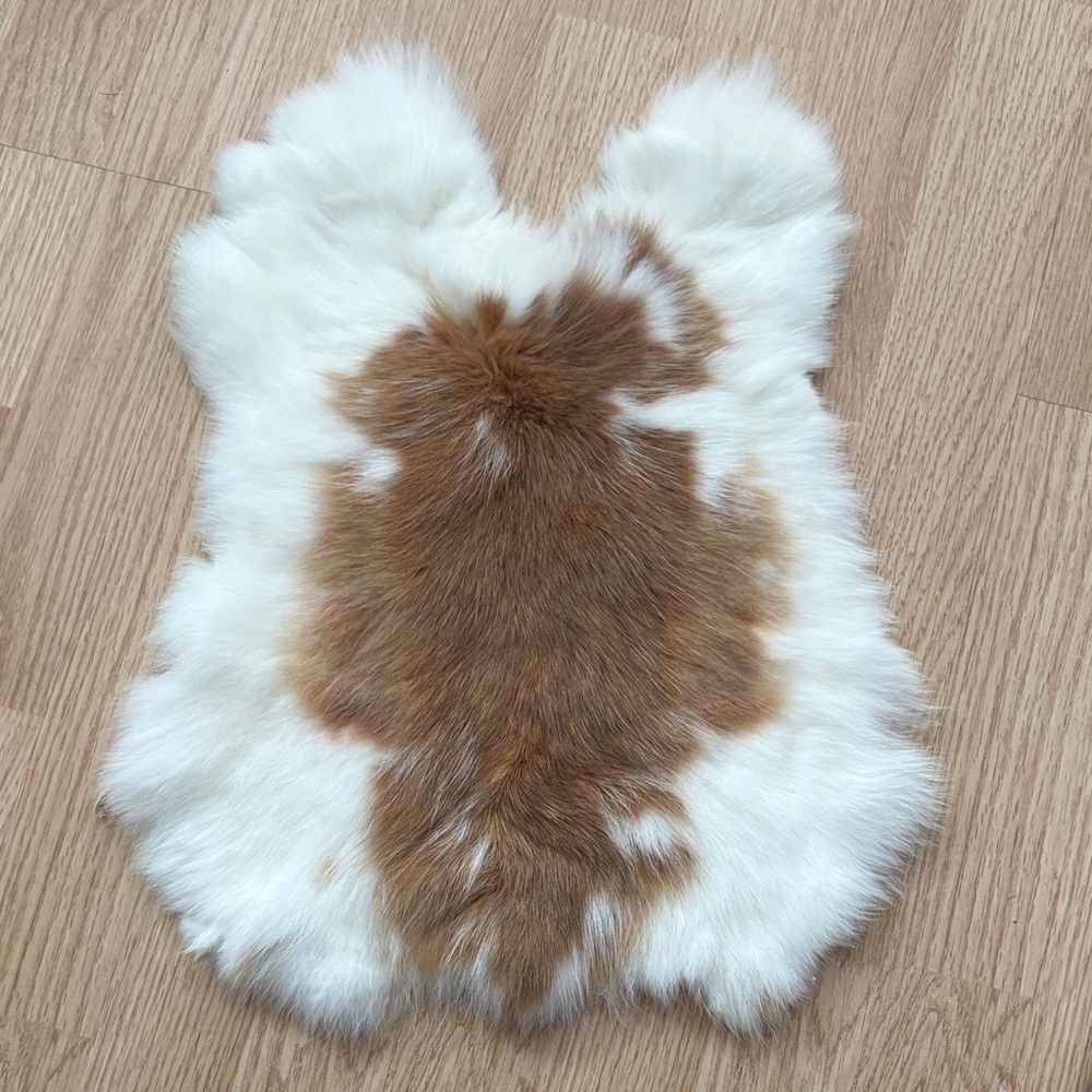 #0170 Premium Natural Rabbit Fur Pelt - Soft Tanned Craft Supply Hide